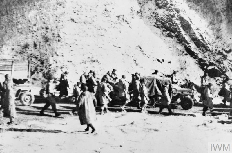 Men of 41 Independent Commando during the retreat to Hungnam, where they formed the rearguard of a battle group drawn from the 1st US Marine Division. The unit fought through the Chosin Reservoir withdrawal.